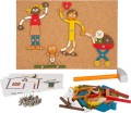 12359_legler_small_foot_Haemmerchenspiel_Zuhause_und_Familie_a.jpg