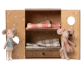 COLOURBOX68267978.png