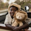 0034323_cuddle-lion-yellow-25-cm-ld8360-4-shopify-square.webp