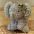 0034467_keychain-elephant-grey-ld8372-2-shopify-square.webp