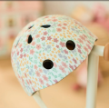Screenshot 2026-07-17 at 09-50-25 Cremefarbener Kinderhelm mit Blumendruck – verstellbar und bequem Little Dutch.png